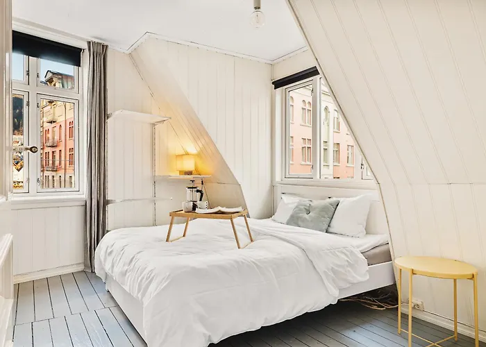Live In Historic Building - View To Bryggen Апартаменты *