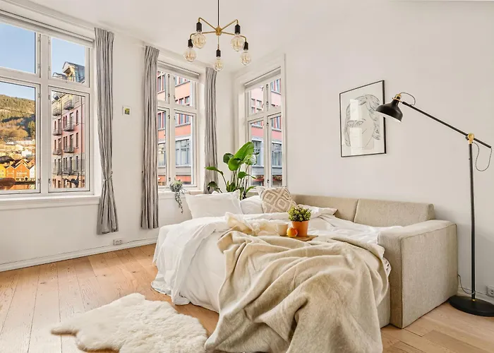Live In Historic Building - View To Bryggen Берген
