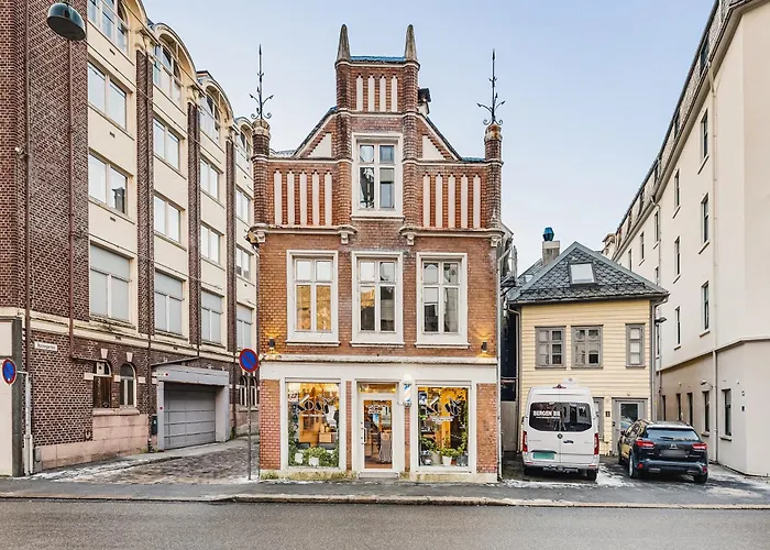 Live In Historic Building - View To Bryggen Апартаменты Берген